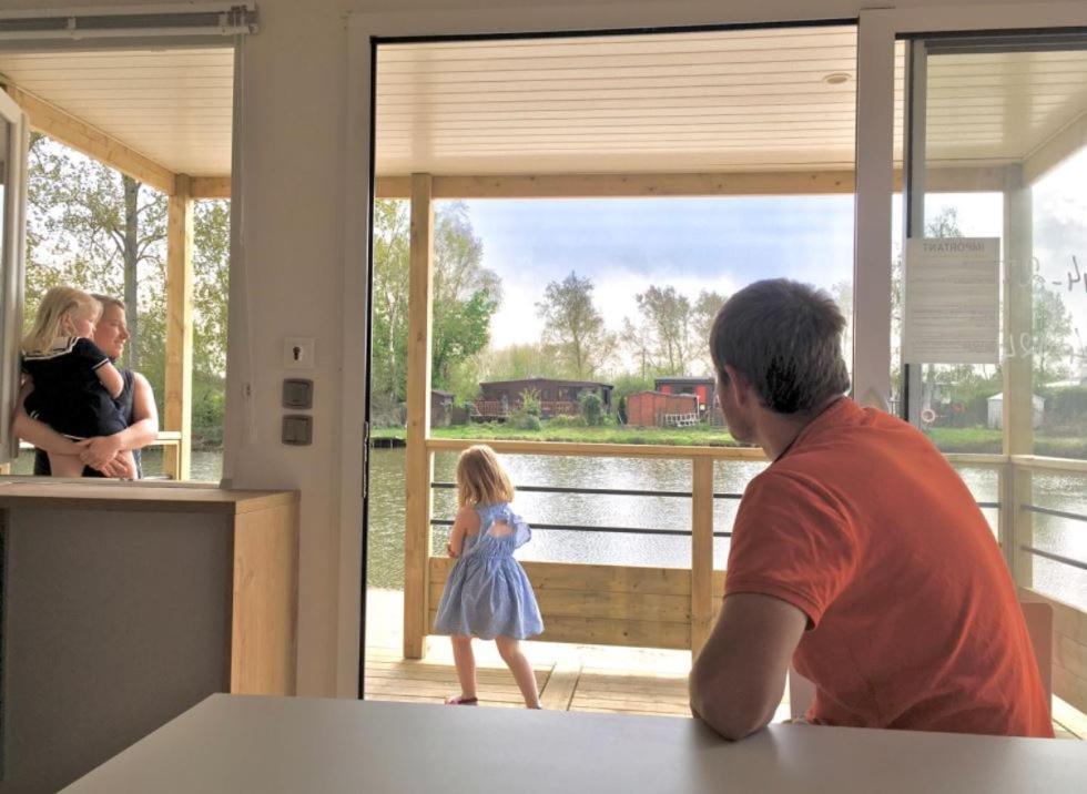 Camping La Garenne De Moncourt Рю Экстерьер фото