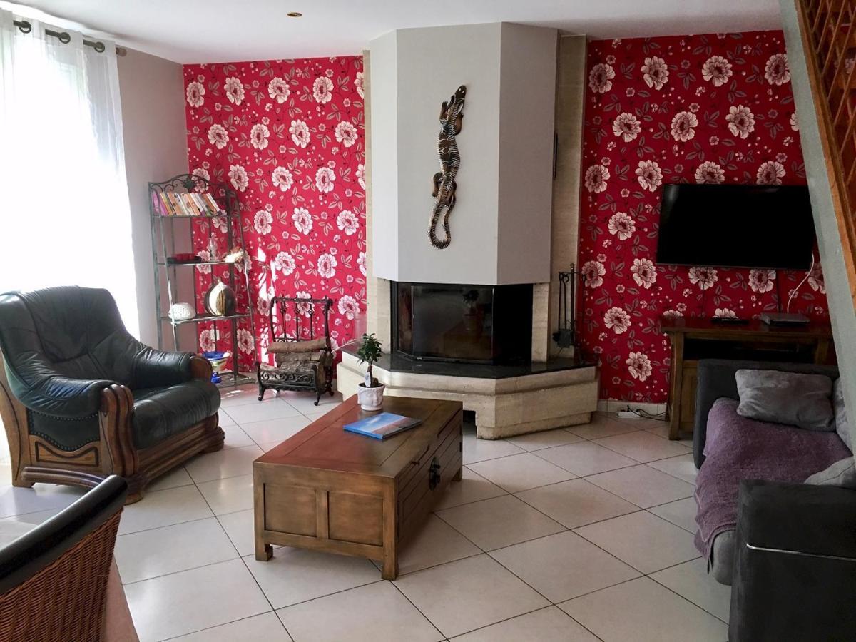 Camping La Garenne De Moncourt Рю Экстерьер фото